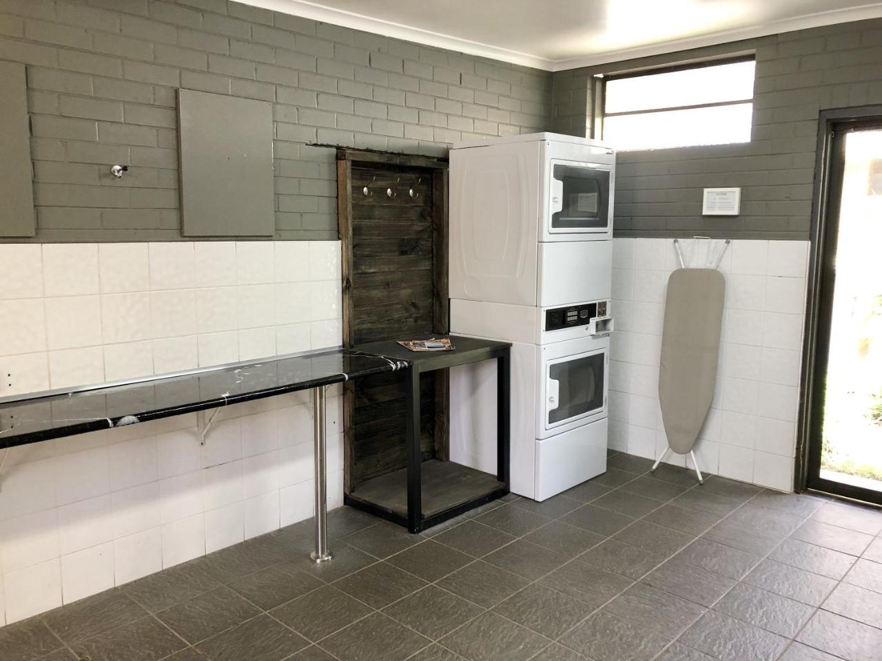 Big4 Ingenia Holidays Wagga Wagga Exterior photo
